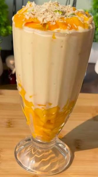 FS6-Manggo Graham Milk Shake