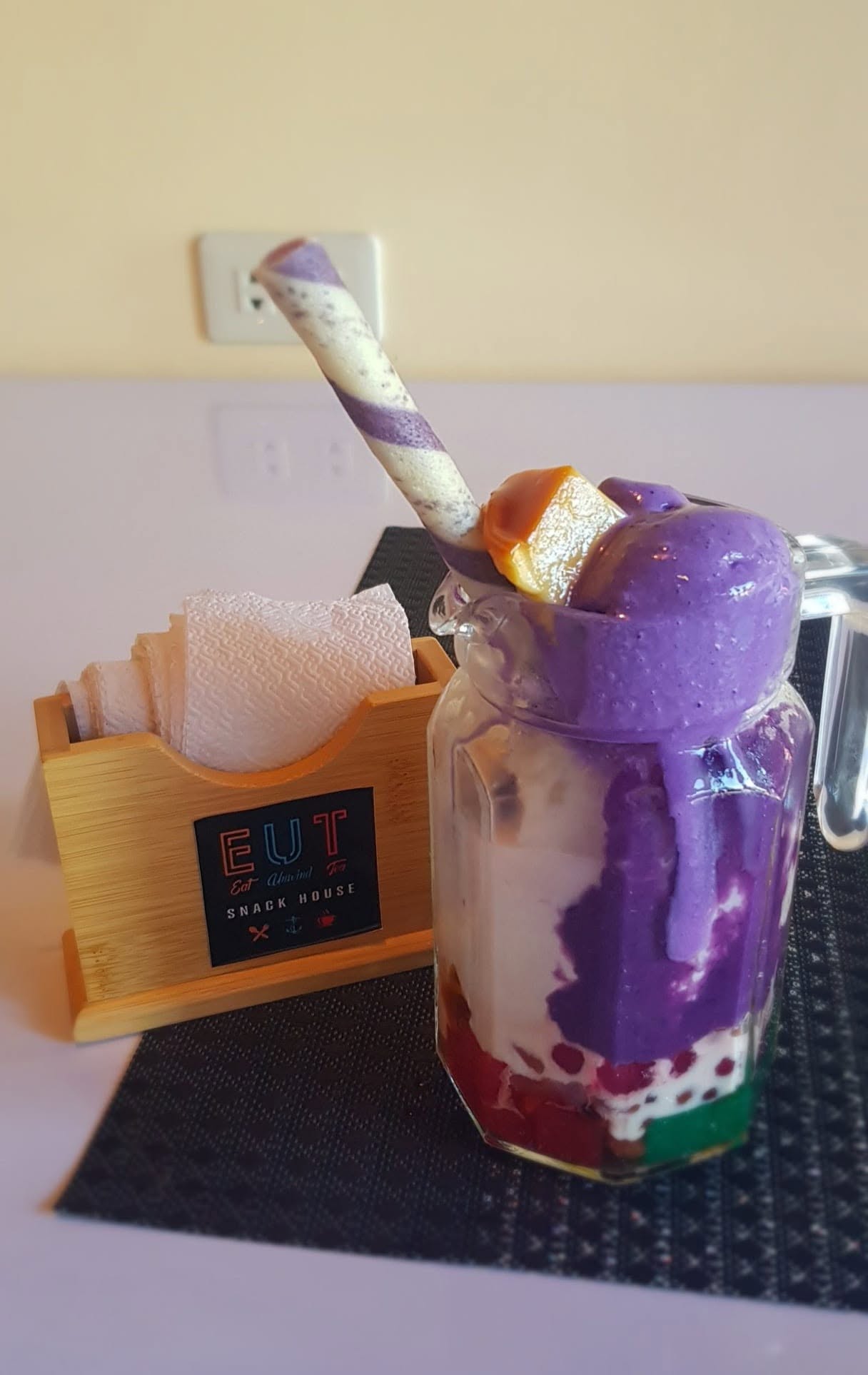 Special Halo-Halo