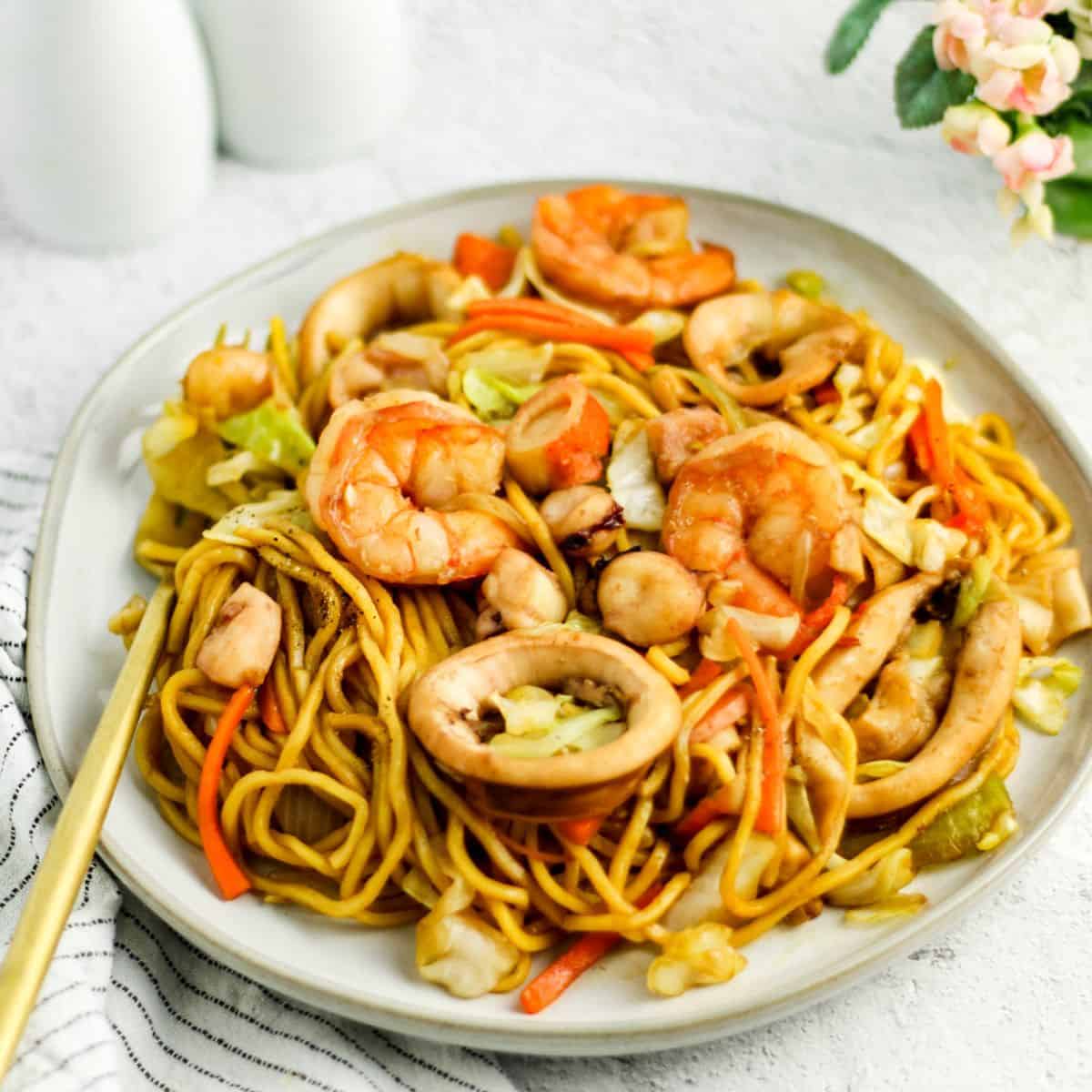 P12-Seafood Pancit Guisado